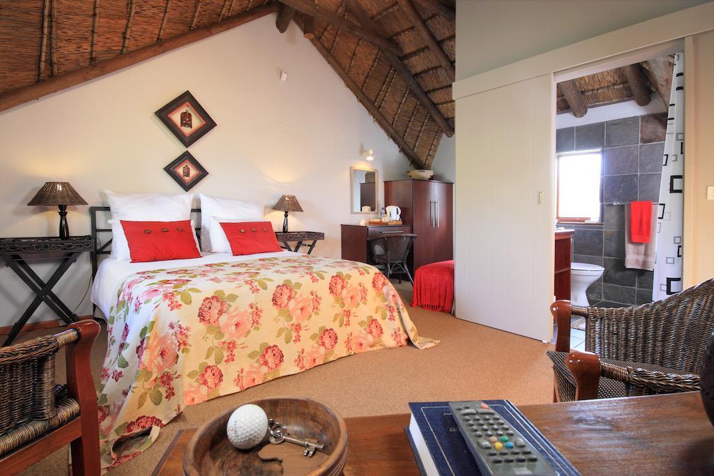Thatchwood Country Lodge St. Francis Bay Exterior foto