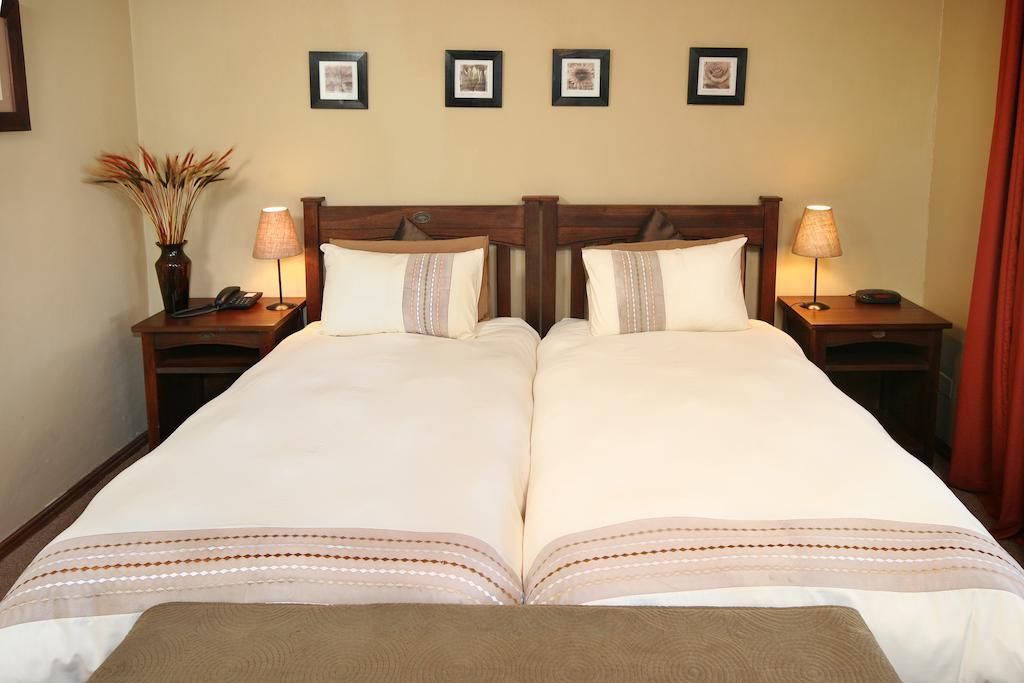 Thatchwood Country Lodge St. Francis Bay Exterior foto