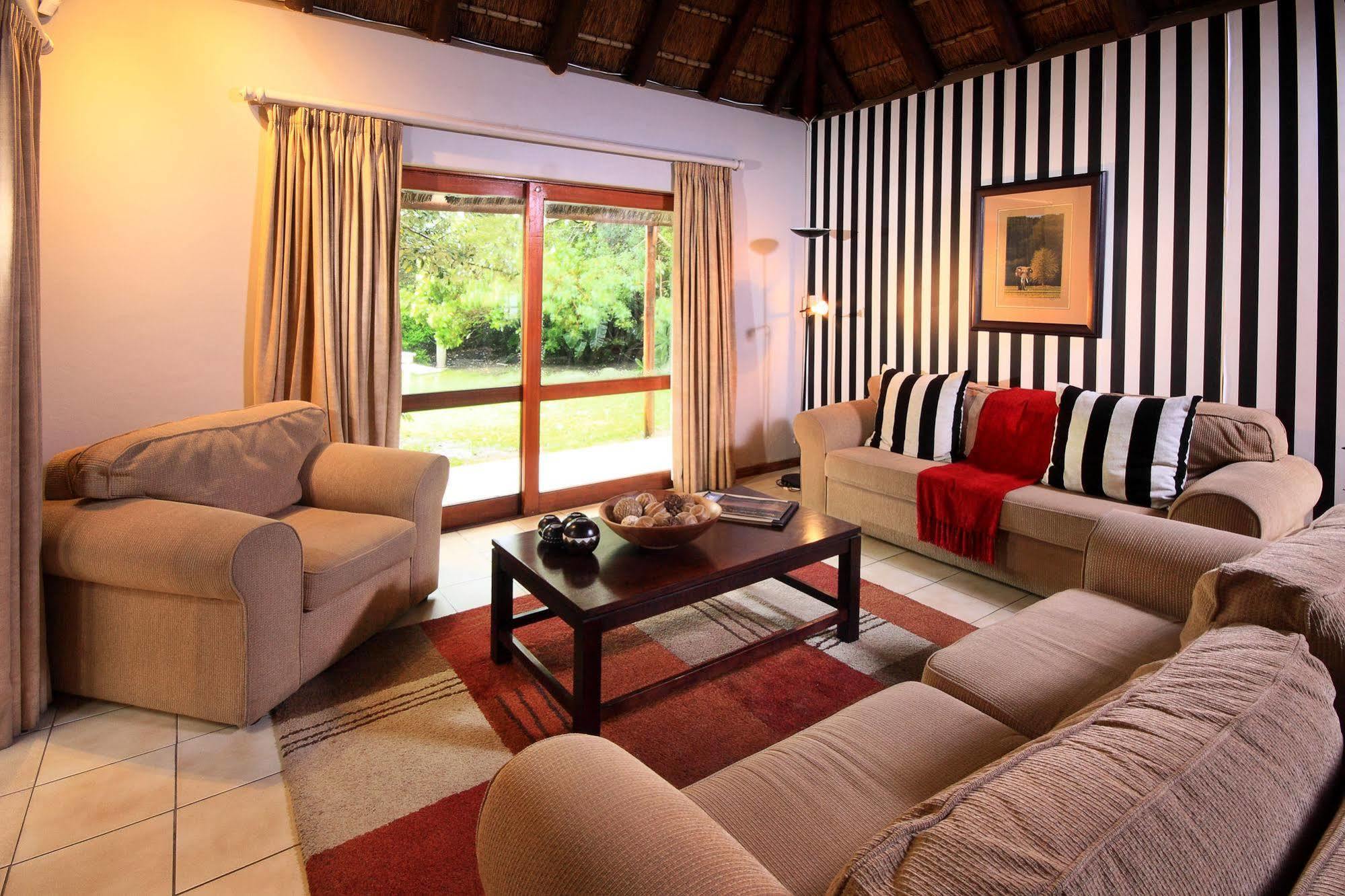 Thatchwood Country Lodge St. Francis Bay Exterior foto