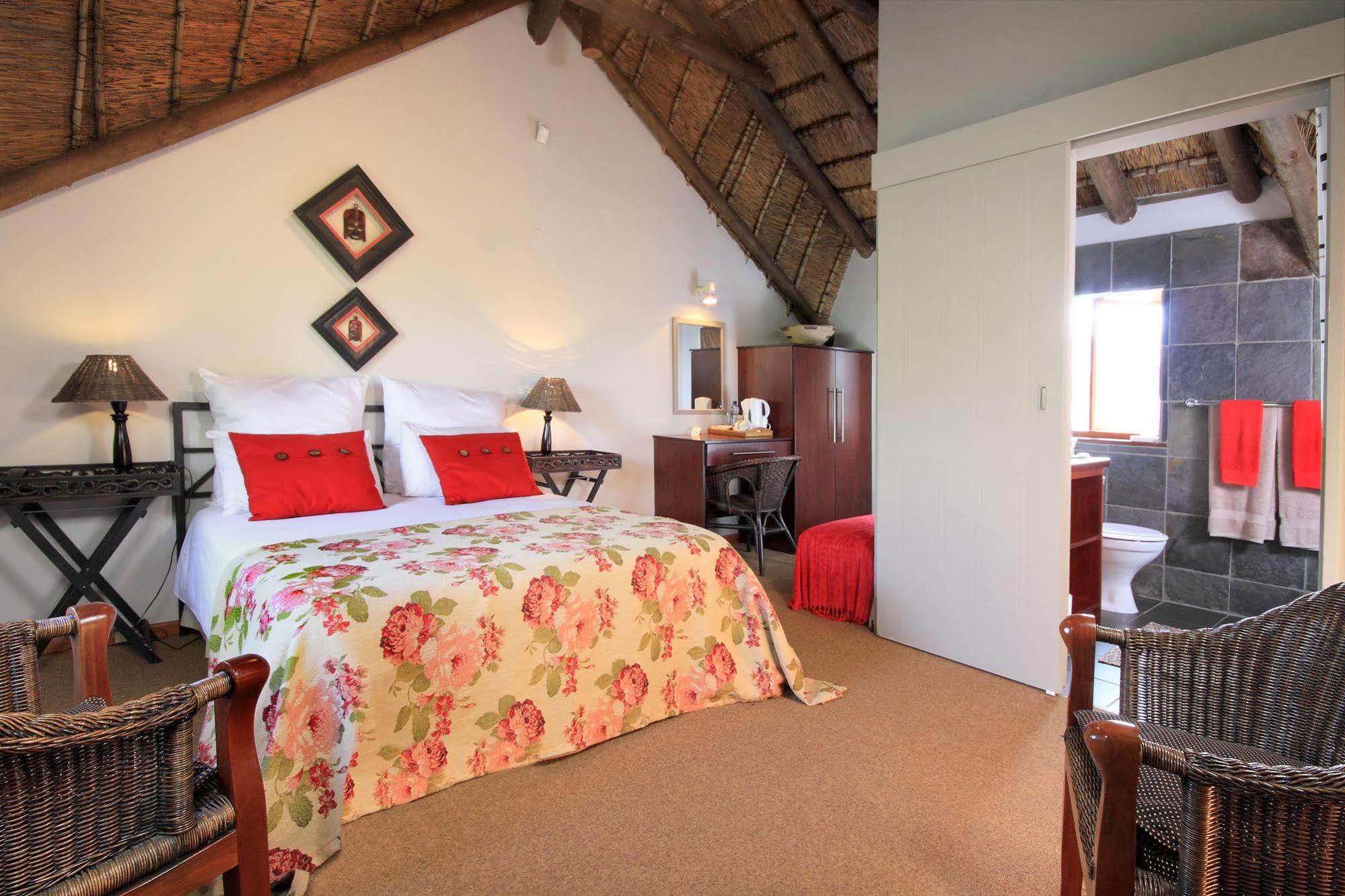 Thatchwood Country Lodge St. Francis Bay Exterior foto