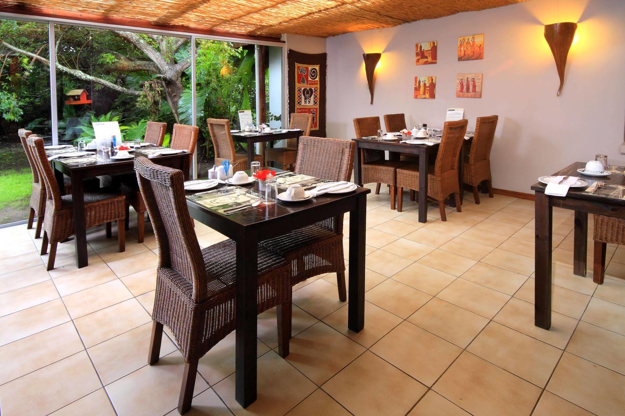 Thatchwood Country Lodge St. Francis Bay Exterior foto